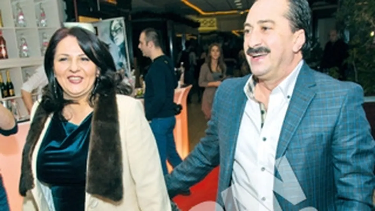 Romica Tociu nu-si lasa fiica la greu! A stat cu ochii pe ea ca pe butelie!