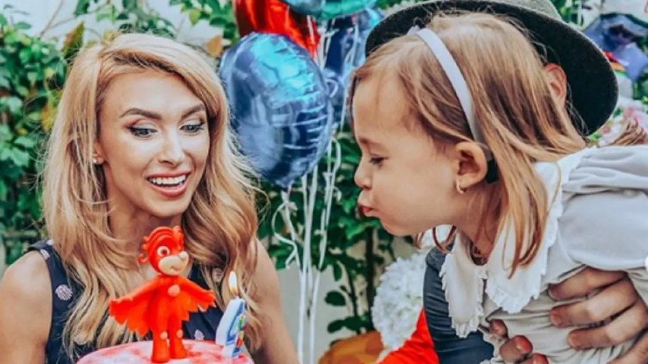Andreea Bălan, petrecere cu fast pentru micuța Ella. George Burcea a lipsit de la eveniment