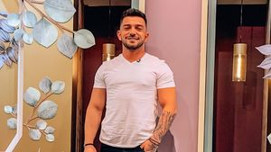 Scandal monstru la Mireasa după moartea lui Andrei Perneș. Gestul prezentatoarei i-a șocat pe fanii emisiunii: ”E sănătoasă la căpșor?!”
