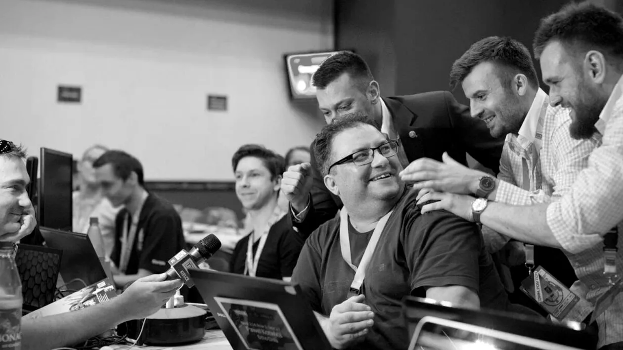 Tragedie în timpul finalei Ligii Campionilor la Handbal. A murit, deși doctorii s-au chinuit să-i salveze viața chiar în sală