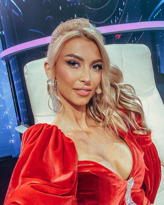 Andreea Bălan, criticată pentru că ar fi exagerat cu operațiile estetice: “Ai același doctor ca Bianca Drăgușanu? Semnați foarte tare”