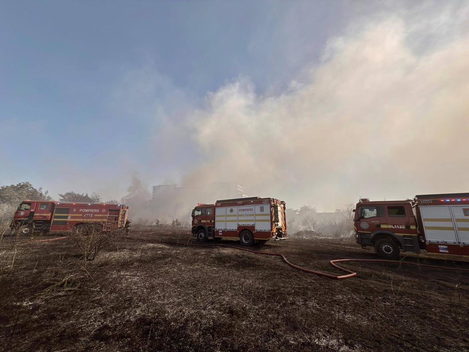 Incendiu puternic în București! A fost emis mesaj RO-ALERT