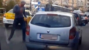 Scandal în România! Jurnalist, acuzat că a oprit mașina și a lovit un pieton