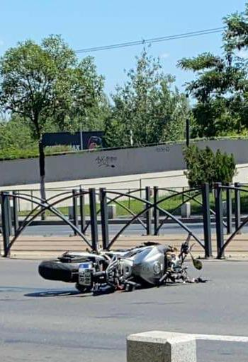 Sfârșit îngrozitor pentru un copil de zece ani din Capitală. A fost lovit din plin de un motocicletă. FOTO