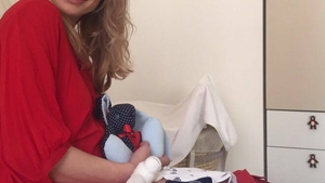 ”În sfârşit…”. VALENTINA PELINEL a ajuns acasă cu bebeluşul. Vezi imaginile