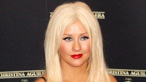 Christina Aguilera a slăbit enorm! Cântăreaţa arată mai bine ca niciodată, după ce a dat jos 10 kilograme