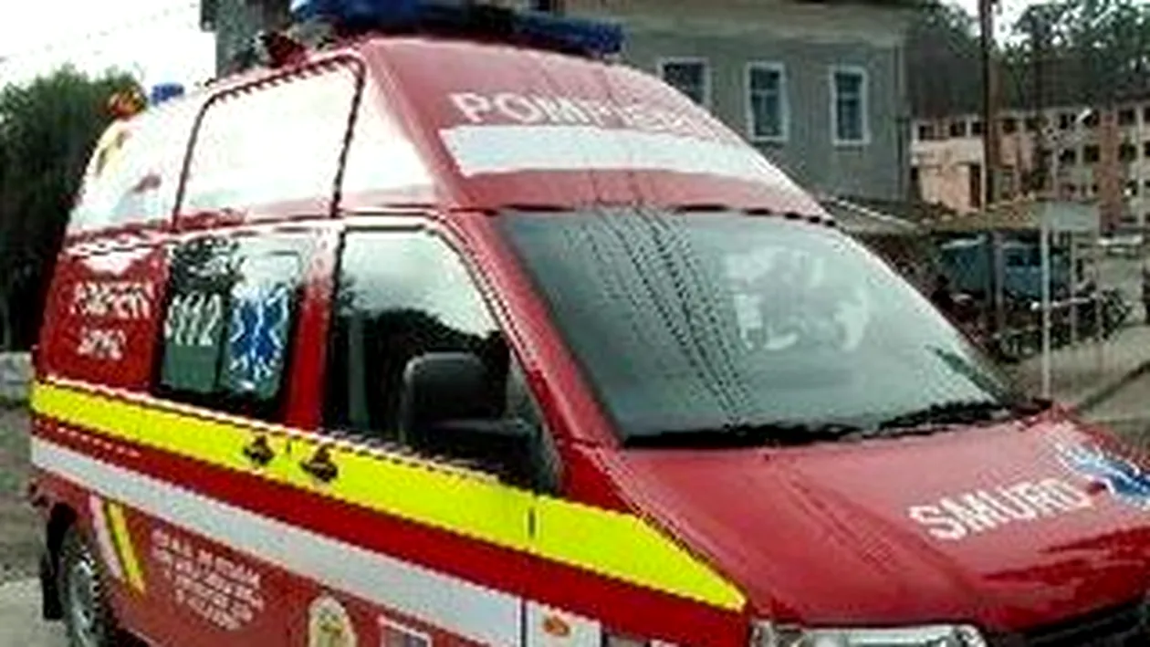 Un copil s-a inecat intr-o groapa adanca plina cu apa de ploaie