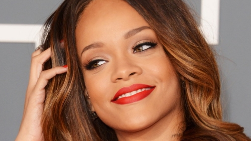 Milioane de barbati asteptau momentul asta! Rihanna a pozat GOALA si a facut o marturisire socanta: "Cred ca sunt..."