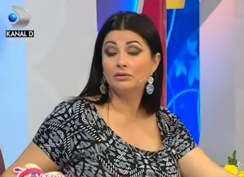 GABRIELA CRISTEA a "scăpat porumbelul" în direct despre relaţia cu TAVI CLONDA!