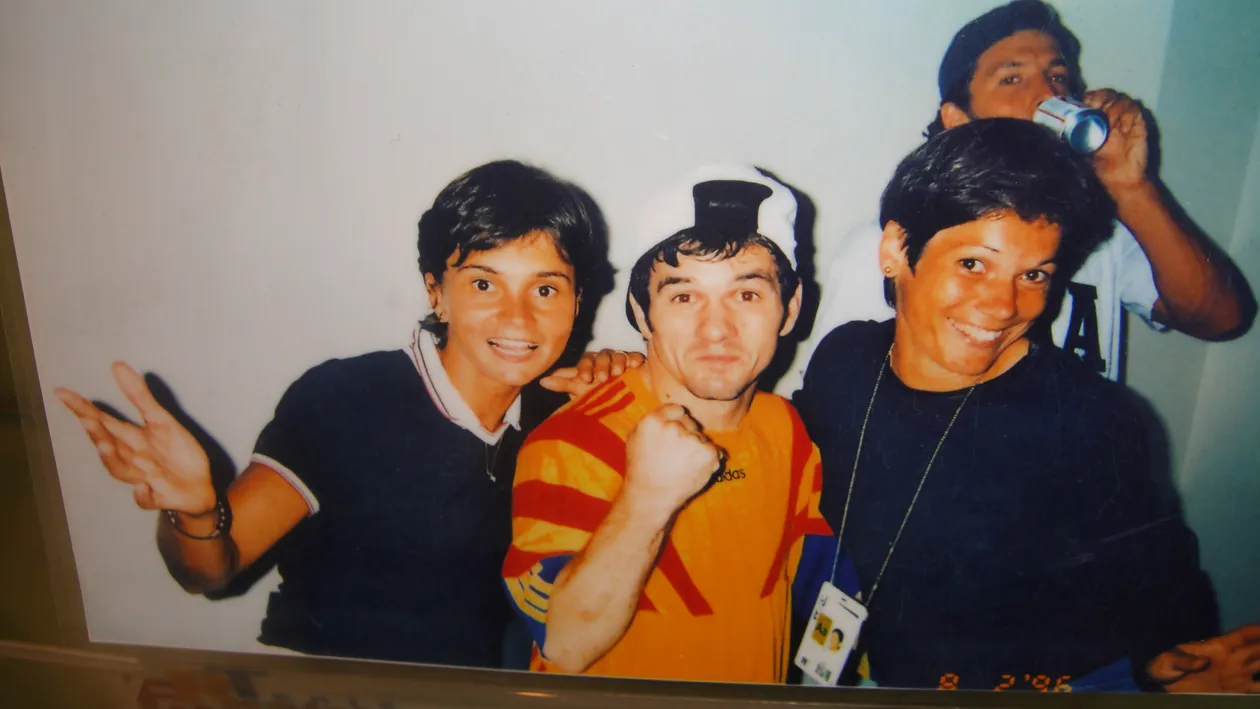 Fotografie de colectie! Doroftei, pe vremea cand era la categoria “junior”! Pana si sapca ii era larga!