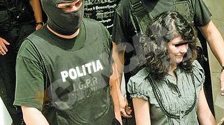 Eliberata conditionat dupa ce si-a macelarit mama! Alexandra Pintili s-ar putea intoarce acasa