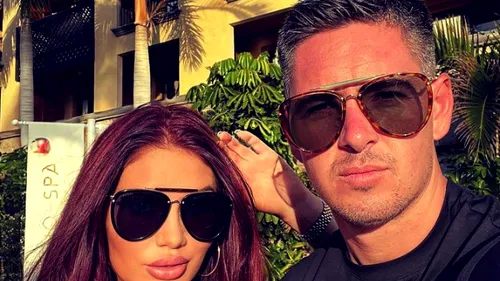 Surpriză de proporții pentru fanii lui Amy Childs! Vedeta este însărcinată pentru a treaia oară