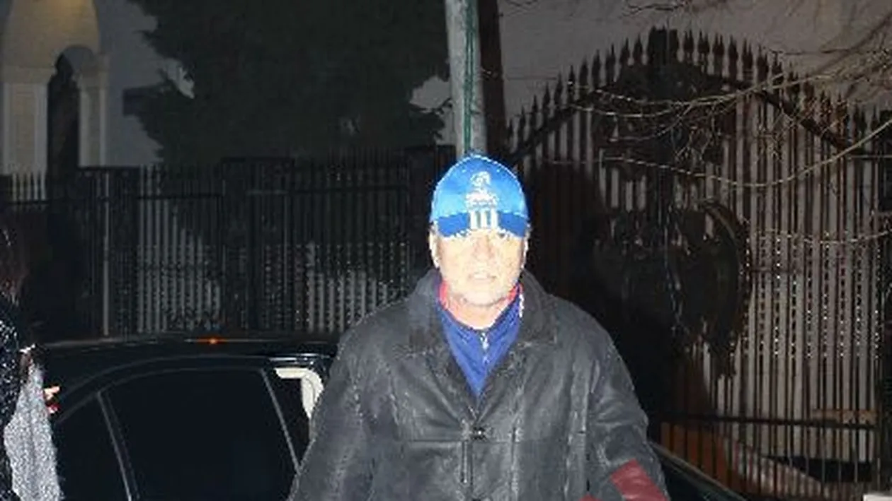 Mircea Sandu a petrecut Craciunul in aeroport!