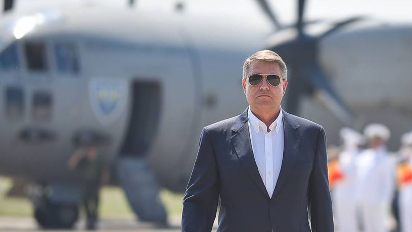 Femeia pentru care președintele Klaus Iohannis a refuzat să-și urmeze familia. Dezvăluiri explozive despre tinerețea șefului statului