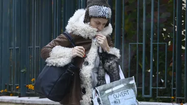 Si divele sufera de frig! Loredana Groza, de nerecunoscut pe strada!