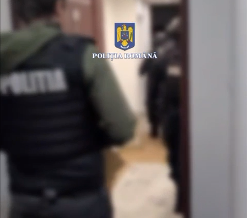 Florin Salam a fost ”săltat” de mascați/ Sursa foto: Captură video