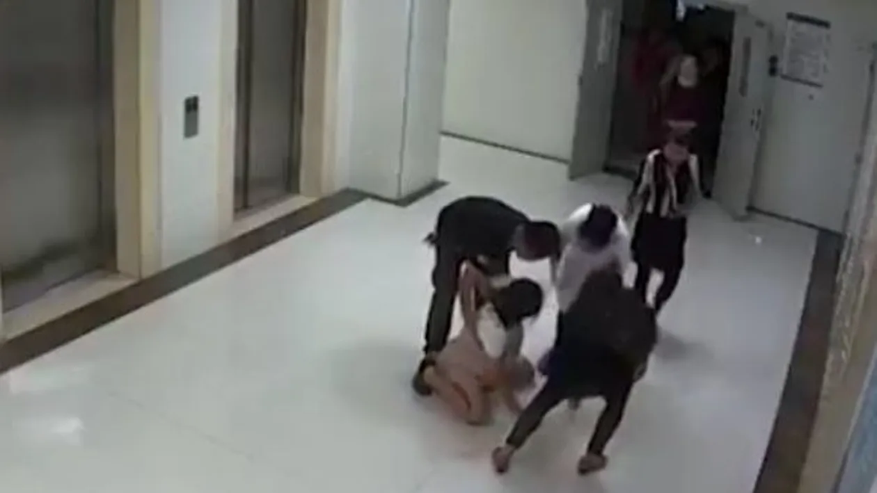 Se pregatea sa fie mamica, insa durerile nasterii au UCIS-O! Si-a rugat in genunchii medicii sa ii faca cezariana, dar au refuzat-o! Motivul halucinant