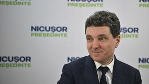 Câte zile de concediu are președintele Nicușor Dan? Legal niciuna, dar nu se mai oprește din drumeții
