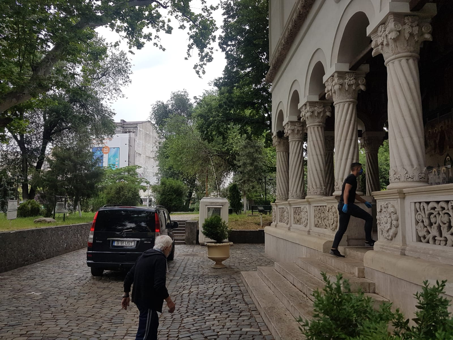 Ce scrie pe crucea lui Costin Mărculescu. Greşeala cutremurătoare făcută de apropiaţi