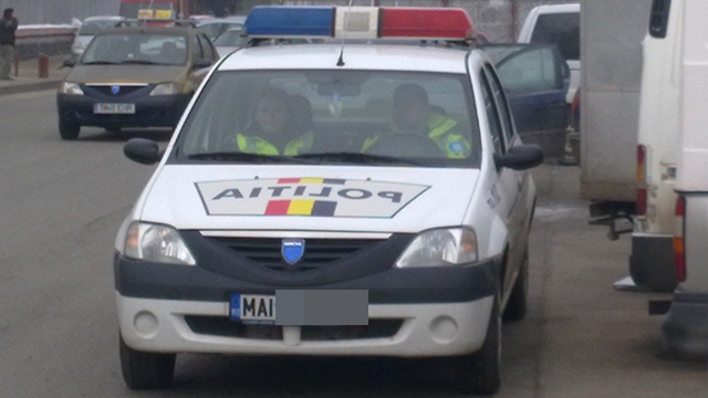 Incident în Galaţi! Trei persoane, la spital în urma unui conflict între acestea şi un echipaj de Poliţie