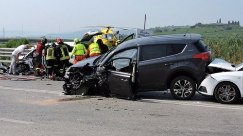 15 victime, după un accident în lanţ pe DN 1! ”Şoferul de 39 de ani este...”