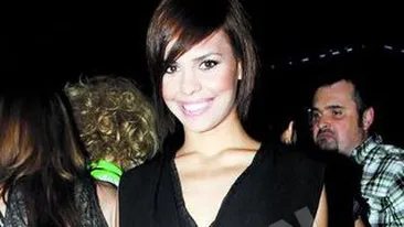 Andreea Popescu s-a inscris la Miss Boboc la 27 de ani! Se viseaza regina balului