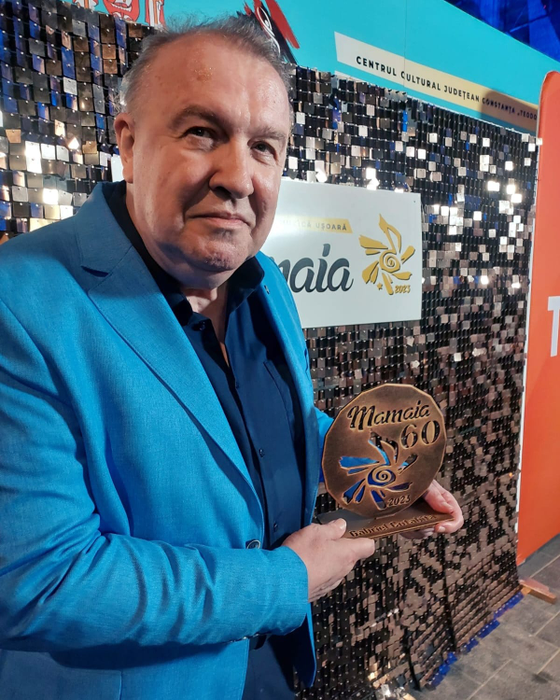 Gabriel Cotabiță, premiat la Festivalul de la Mamaia. Foto: Facebook
