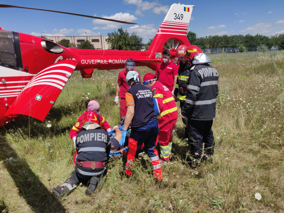 Accident grav în Ialomița. Un șofer a murit, iar alte două victime sunt în stare critică