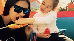 ANTONIA, o mămică fericită! Cum s-a fotografiat alături de fetiţa ei, Maya
