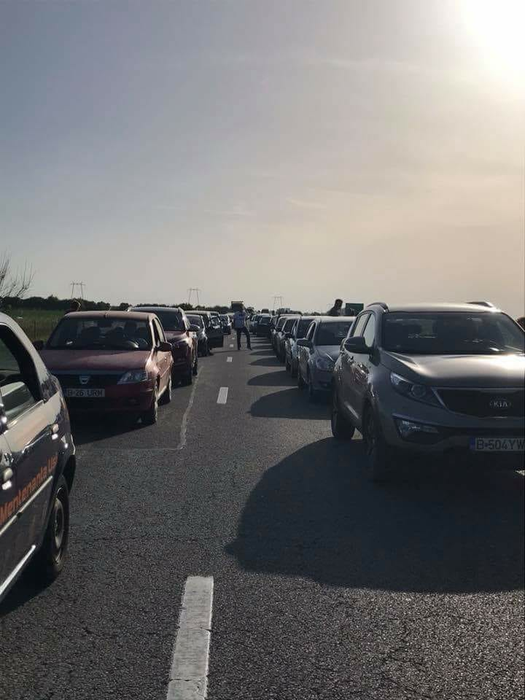 Accident grav pe A1! Un șofer a murit, iar un motociclist are mâinile rupte