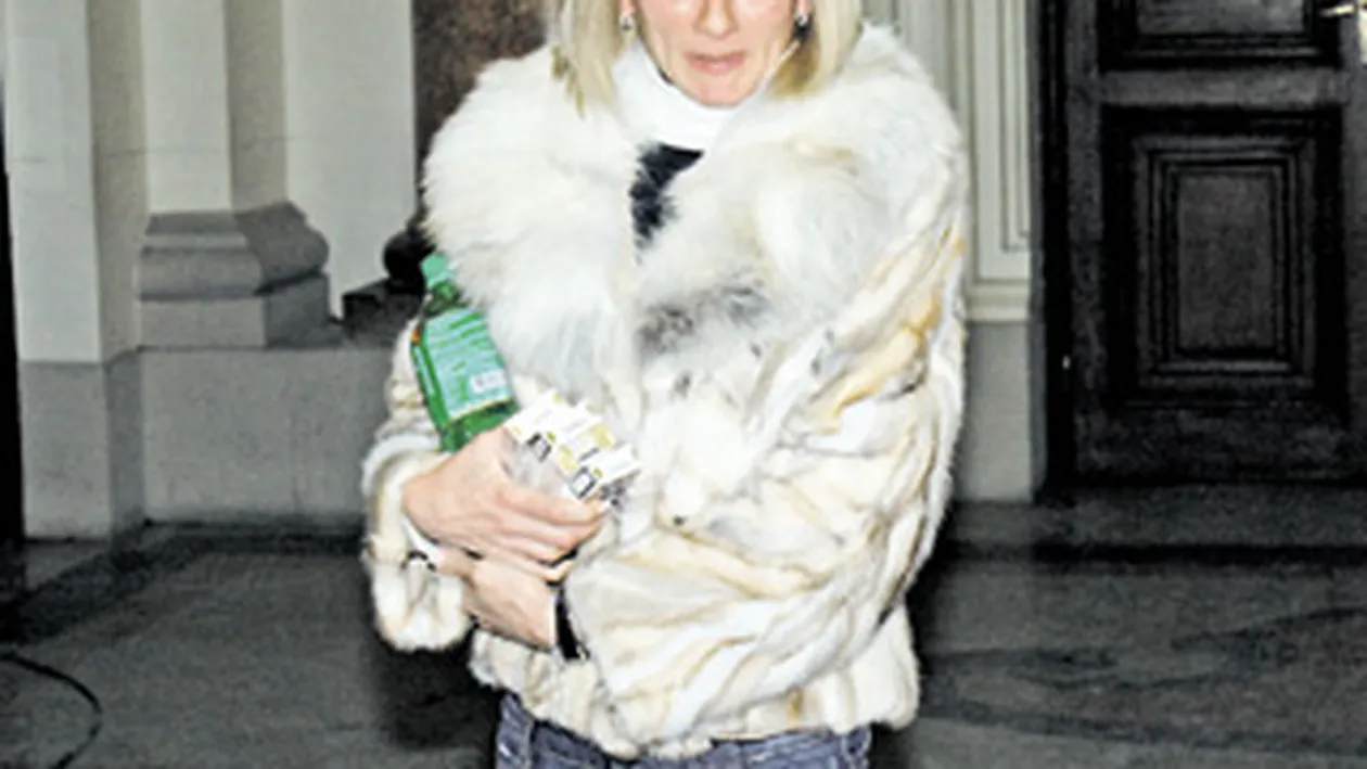 Procurorul care a trimis vrajitoarele dupa gratii, arestat.  Inregistrat de denuntator in toaleta