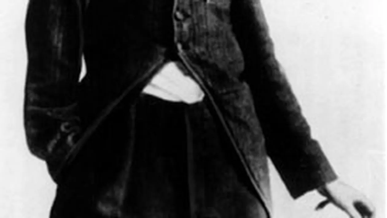 Cine a fost Charlie Chaplin cu adevarat? Originea lui e invaluita in mister si certificatul lui de nastere nu exista!