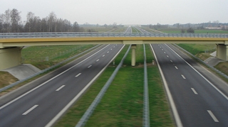VIDEO Descoperire istorica! Sute de morminte medievale pe autostrada Bucuresti-Constanta!