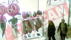 Andreea Banica a disperat vanzatoarele dintr-un mall