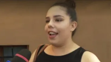 Râzi cu lacrimi! Cum s-a îmbrăcat această elevă din București, la proba de ieri de la Bacalaureat