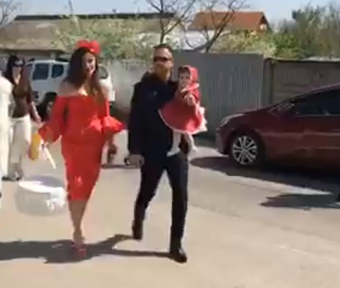 Cristina Șișcanu, Mădălin Ionescu și fiica lor, Petra