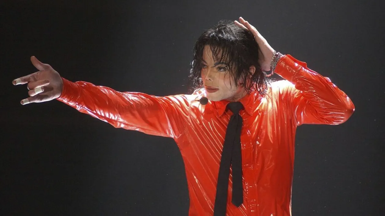 Michael Jackson visa să se însoare cu una dintre cele mai faimoase cântărețe din lume. Fostul bodyguard al artistului face noi dezvăluiri