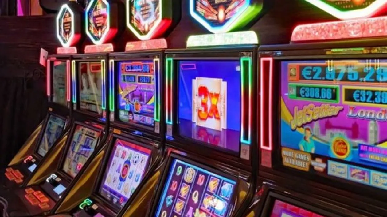 Păcănelele, taxate de Parlament! S-a dublat suma care merge anual către…