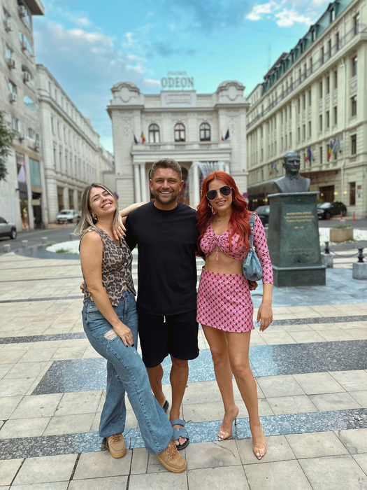 Elena Gheorghe, petrecere cu familia, de ziua ei. Artista a împlinit 40 de ani: „Am zis că nu voi face nimic special, dar viața a avut alte planuri”