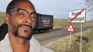 Snoop Dogg a făcut publice imagini din Bogata (județul Mureș). Ce a filmat rapper-ul american în sat