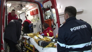 O fetiță de doi ani din Arad a suferit arsuri pe 60% din suprafața corpului, în urma unui incendiu