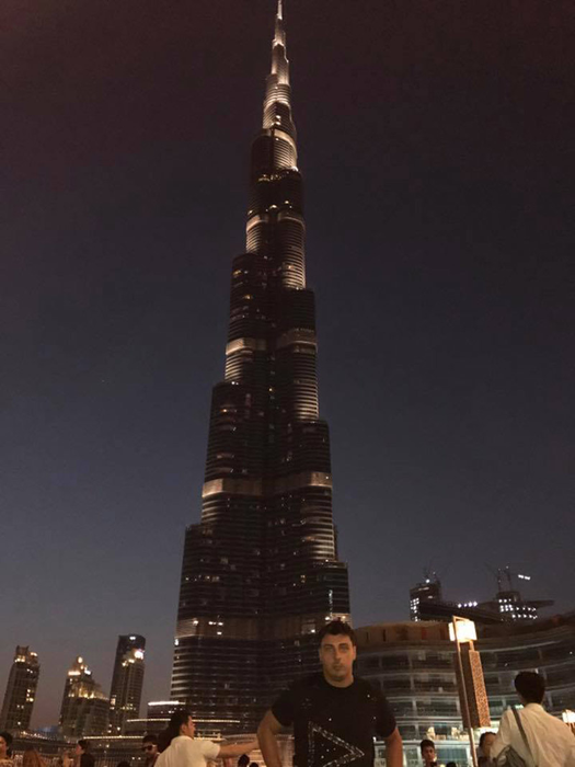 Victor s-a bucurat din plin de vacanţa în Dubai