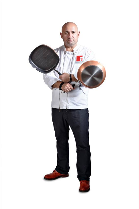 Ultima aroganță făcută de Chef Scărlătescu! Și-a cumpărat o ”jucărie” pentru sezonul cald