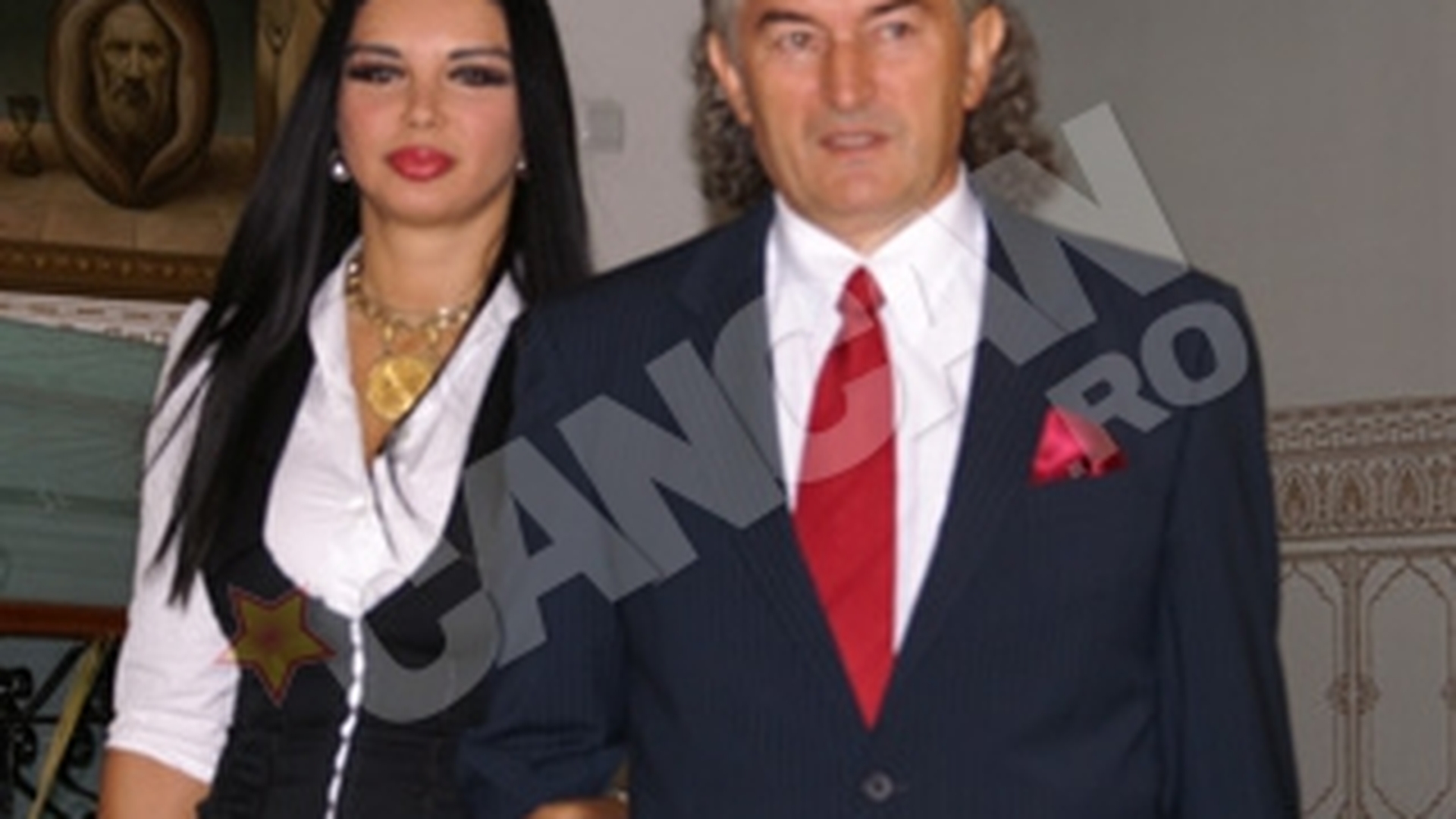 Ia uite ce s-au gatit Marinela si Miron Cozma la lansarea partidului lui!