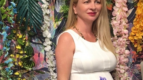 A născut Delia Antal! Primele imagini cu bebeluşul care a venit pe lume mai târziu cu... o lună