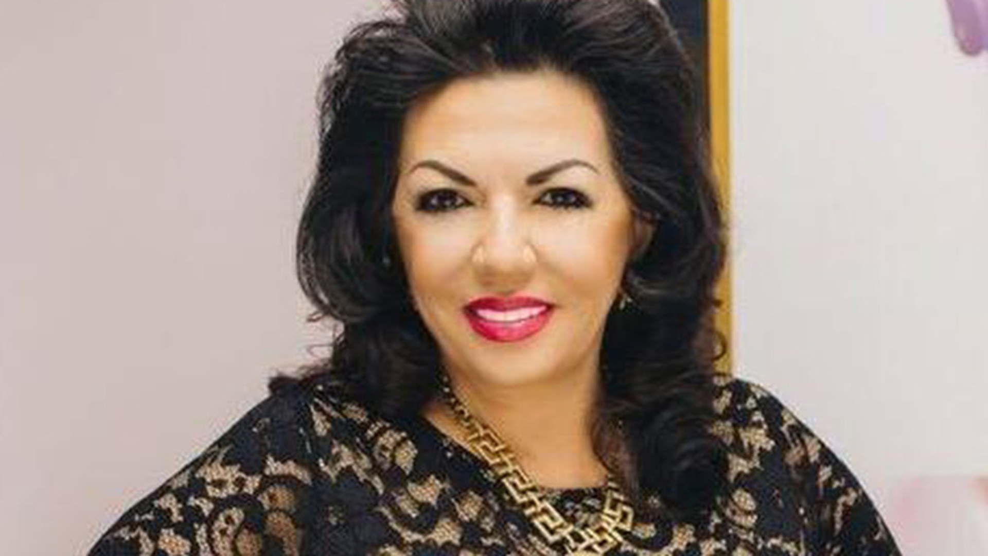CARMEN HARRA a fost la un pas de moarte! Cum a reuşit clarvăzătoarea să scape ca prin minune! "Nu-mi vine să cred..."