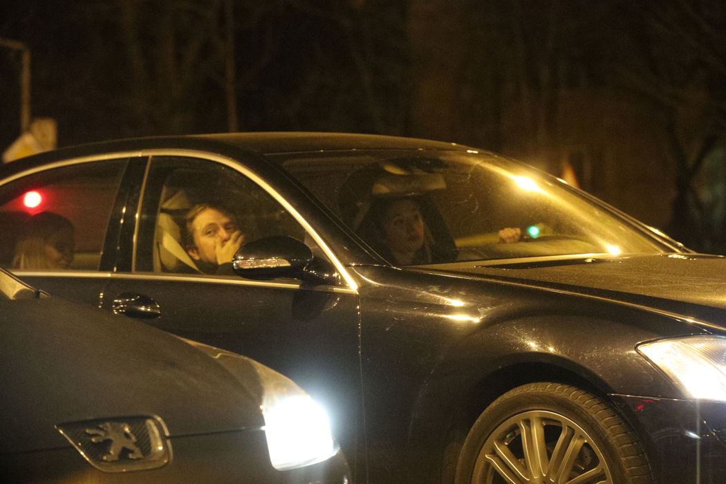 Diana Videanu şi-a dus prietenii acasă după petrecere.