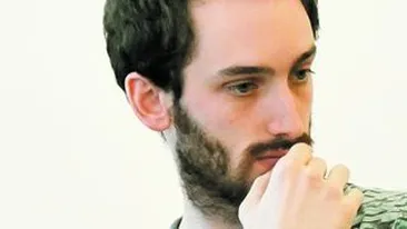 Fiul actritei Maia Morgenstern se lupta cu un gigant de la Hollywood