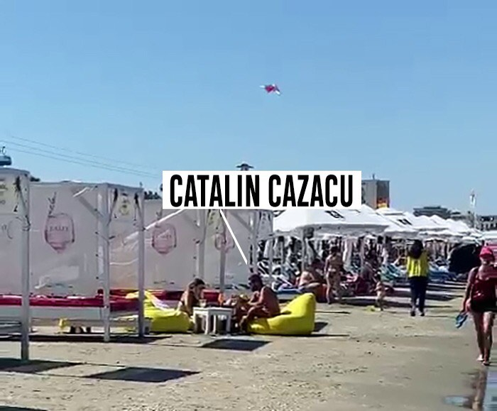Cătălin Cazacu a pus-o de o partidă de table pe plajă