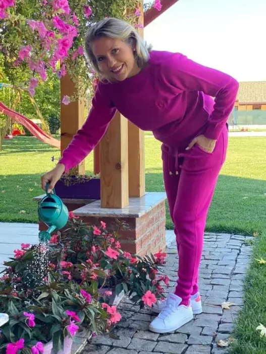 Mirela Vaida are „parc de distracții” acasă! Cum arată grădina vilei din Snagov. Teren de baschet + piscină
